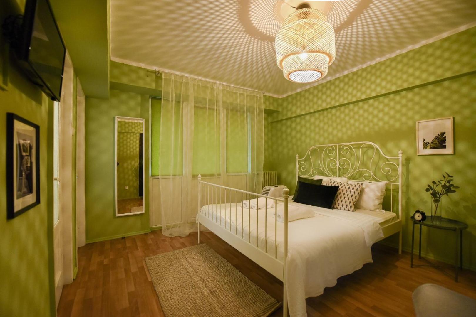 Chic Accommodation With Breathtaking Views Over Calea Victoriei - Your Central Heaven Bukareszt Pokój zdjęcie